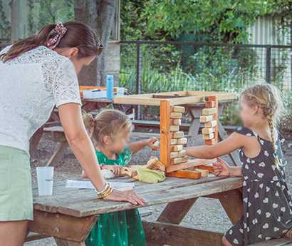 Animation avec des enfants et le jeux Birdy wall