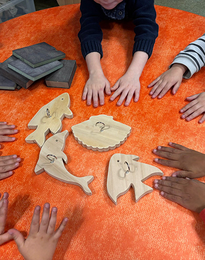Fabrication de jeu en bois avec les enfants